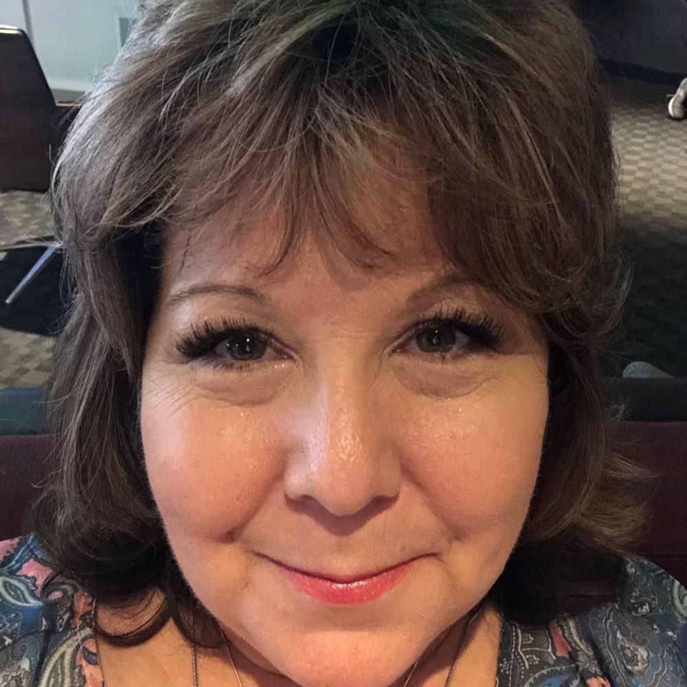 Meet your Posher, Gina